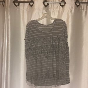 LACE GRAY AND WHITE STRIPPED SHIRT!